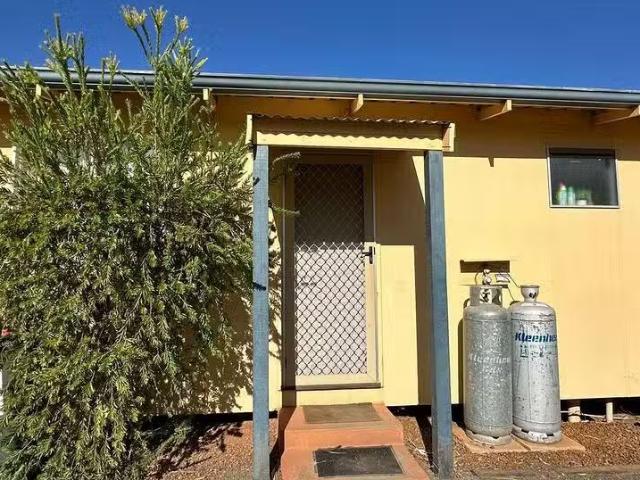 Unique 3/152 Moran Street, Victory Heights, WA 6432