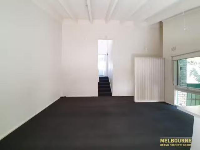 Deal! 3/15 Wellington Road, Box Hill VIC 3128