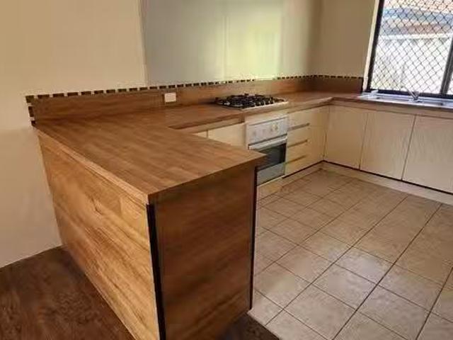 Cheap 3/162 Hill View Terrace, Bentley, WA 6102