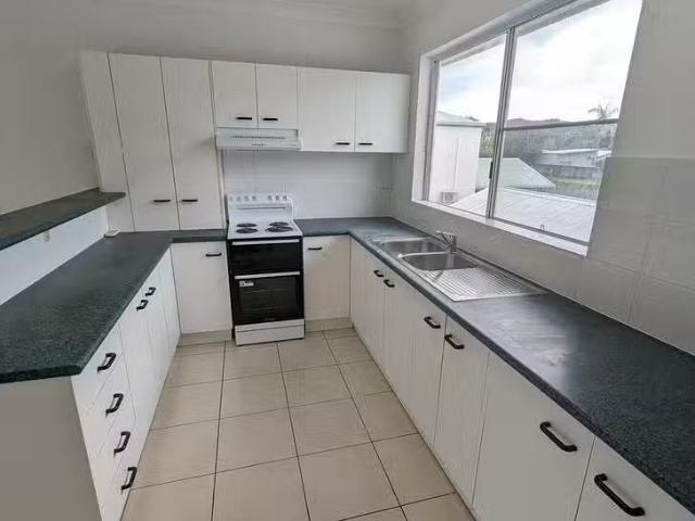 Rental! 3/16 Springfield Crescent, Manoora, QLD 4870