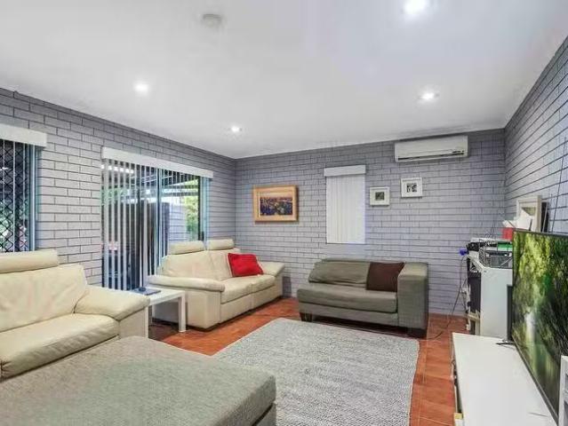 Rental! 31 Tonlegee Street, Ferny Grove, QLD 4055