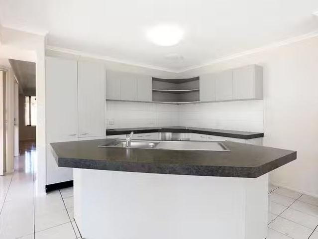 Cozy 31 Centurion Crescent, Nerang, QLD 4211