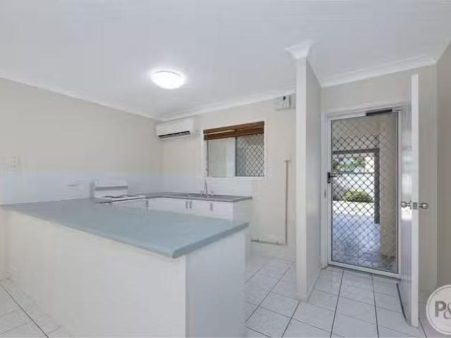 Unique 3/25 Cavendish Street, Pimlico, QLD 4812