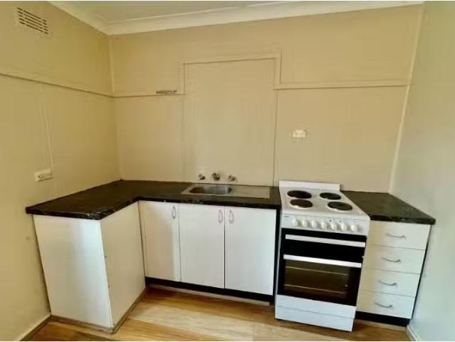 For Rent! 3/29 Lavinia Street, Seven Hills House for rent Lis.