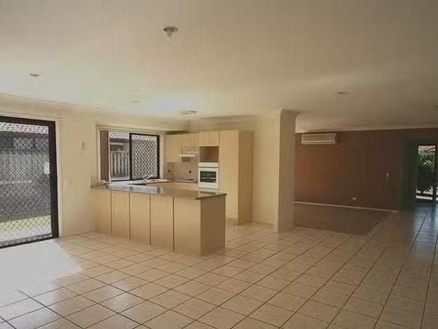 Cheap 32 Calvary Crescent, Boondall, QLD 4034