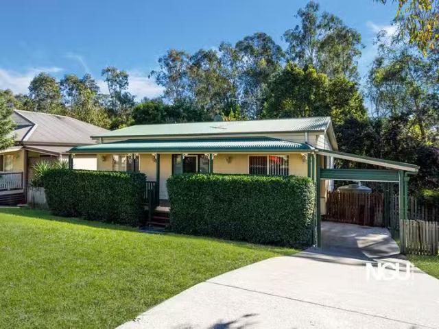 New 32 Chalmers Place, North Ipswich, QLD 4305