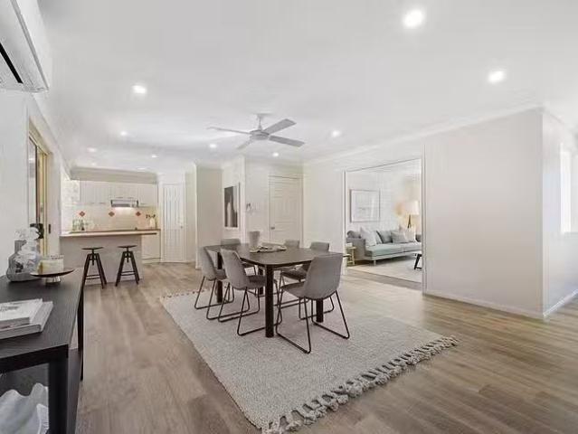 Just in! 32 Kintyre Street, Victoria Point, QLD 4165