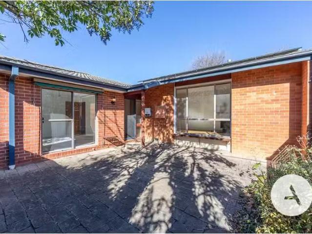 Charming 32 Mc Gowan St, partson House for rent Listed by Ash.