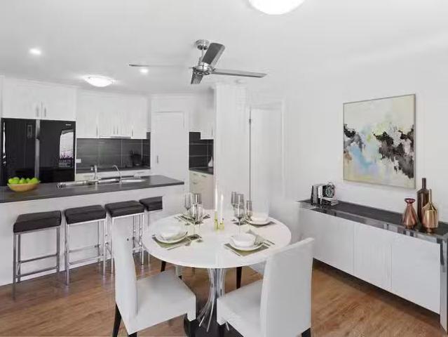 Unique 32 Plantation Rise Drive, Woombye, QLD 4559