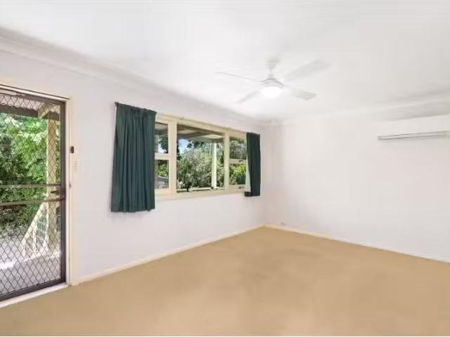 Charming 335 Bridge Street, Thirlmere House for rent Listed b.