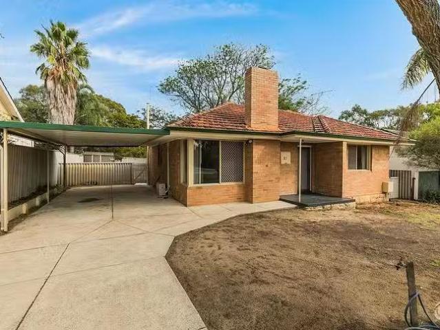 Unique 37 Coolbellup Avenue, Coolbellup, WA 6163