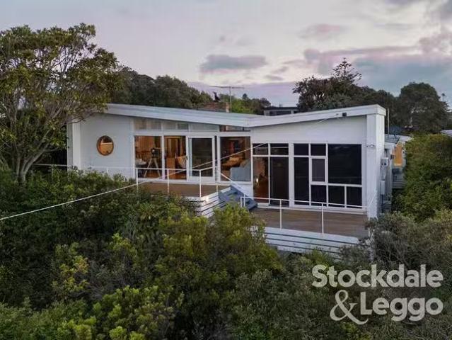 Just in! 37 Nelson Street, Rye, VIC 3941