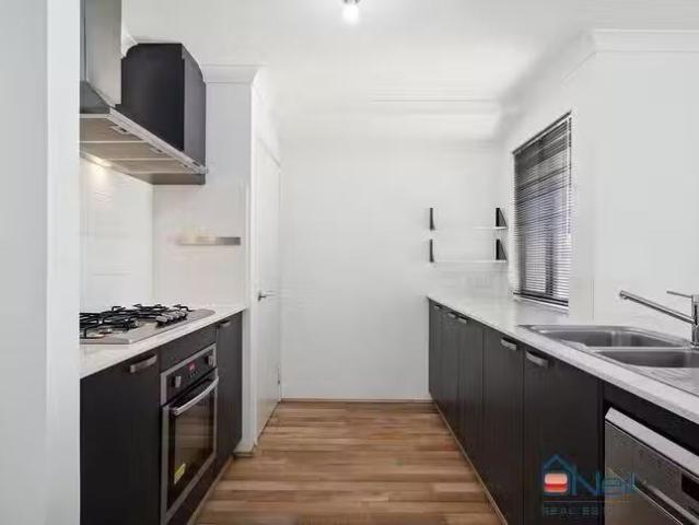 Cozy 37 Sansimeon Boulevard, Byford, WA 6122