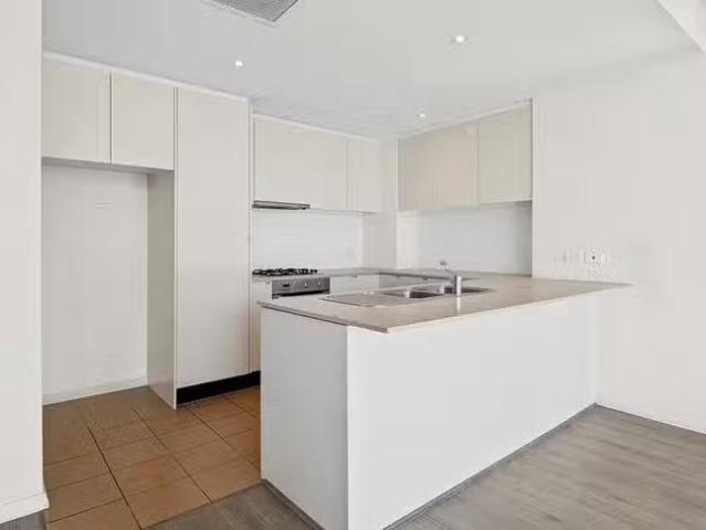 Cozy 341/46 Baywater Drive, Wentworth Point, NSW 2127