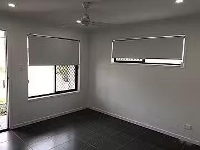 Just in! 3/43 Farinazzo Street, RICHLANDS, QLD 4077 House fo.