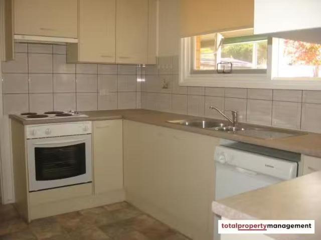 Cheap 34 Burnie Street, LYONS House for rent Listed by Loren.