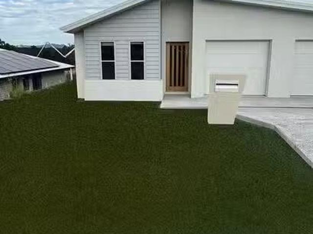 Cozy 34B Golf Links Circle, Gympie, QLD 4570