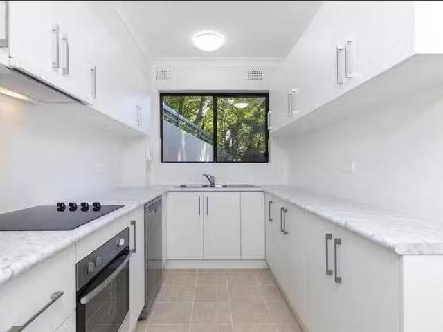Cheap 35/9 Hotham Street, Chatswood, NSW 2067