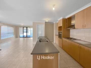 Deal! 35 Wellington Boulevard, Collie, WA 6225