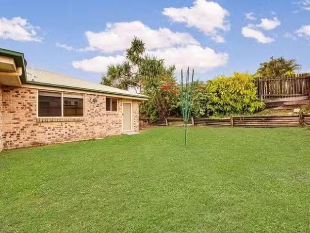 Deal! 35 Clarance Drive, New Auckland, QLD 4680