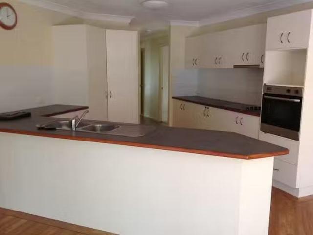 Deal! 35 Homebush Road, Dundowran Beach, QLD 4655