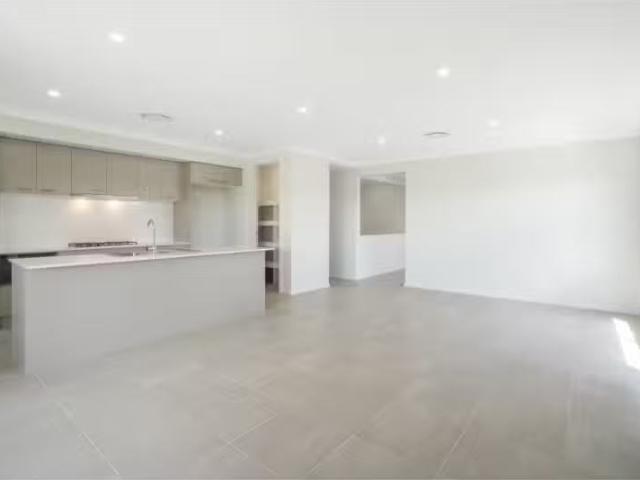 Cheap 36 Wattawan Crescent, ANAMBAH House for rent Listed by.