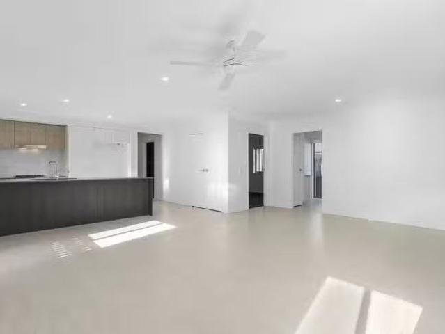 Rental! 36 Cottee Circuit, Park Ridge, QLD 4125