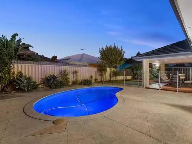 Cozy 36 Gallinago Corner, Harrisdale, WA 6112