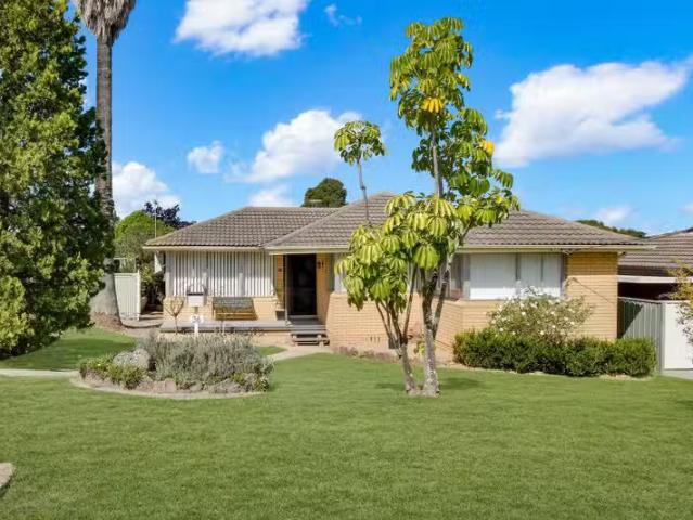 Cheap 36 Sandringham Avenue, Cambridge Park NSW 2747