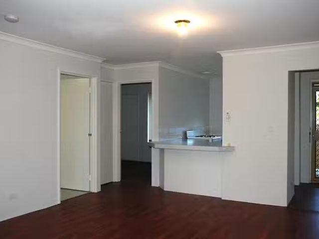 Cheap 37/26 South Street, Kardinya, WA 6163