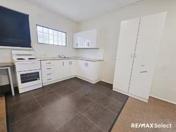 Charming 375 Shakespeare Street, West Mackay QLD 4740