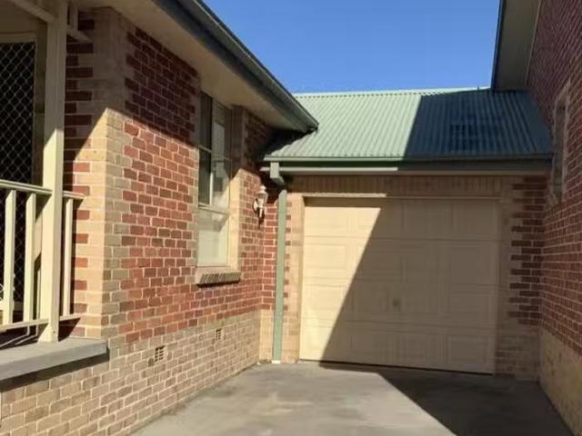 Charming 3/77 Kelso Street, Singleton, NSW 2330