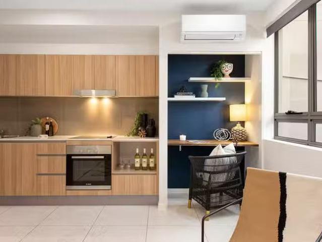 Deal! 37/902 Logan Road, Holland Park West, QLD 4121