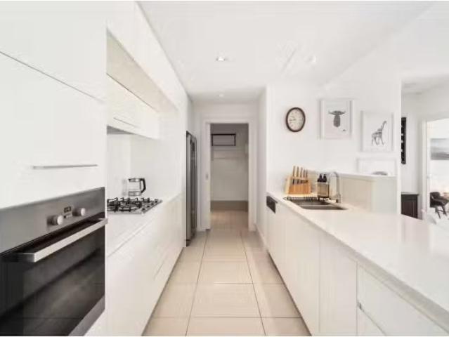 Rental! 38/1 Palm Avenue, Breakfast Point Apartment for rent.