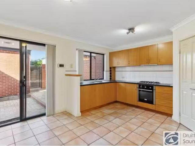Cozy 382 Stirling Street, Highgate Townhouse for rent Listed.