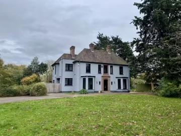 Rental! 3 BA 4 bedroom detached house for rent in Horseshoe La.