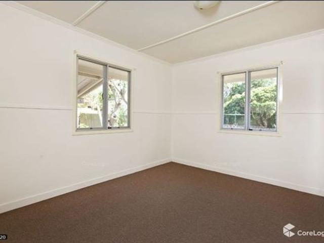 CHARMING 3 BED 1 BATH