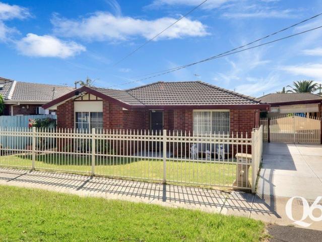 Charming 3 Bed, 2 Bath Home for Rent in Deer Park