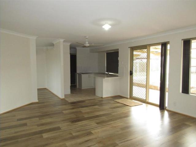 Charming 3 Bed Home Near Shops & Transport