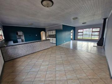 Charming 4 Bed Home with Secure Garage in Loerie Park