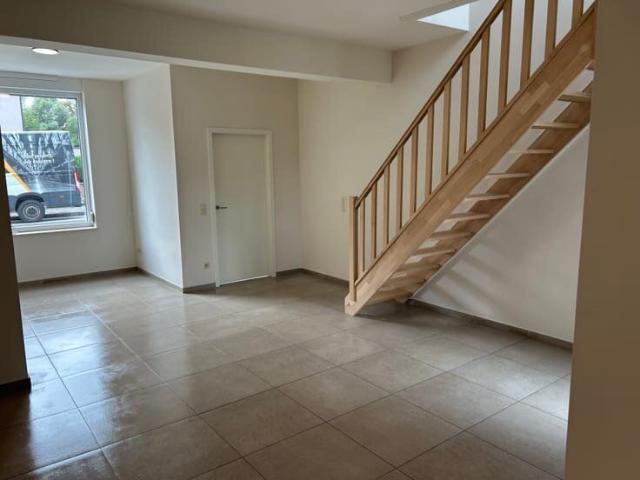 Charming 3 Bed House for Rent in Melle, BE