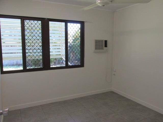 Charming 3 bedroom 1 bathroom!