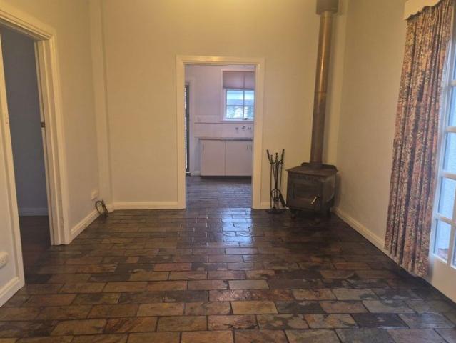 Charming 3 Bedroom Cottage in the Heart of Victor Harbor