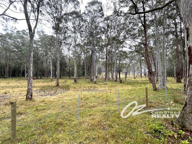 Charming 3 Bedroom Cottage on 5.5 Acre Block – Perfect for a Hobby Farm!
