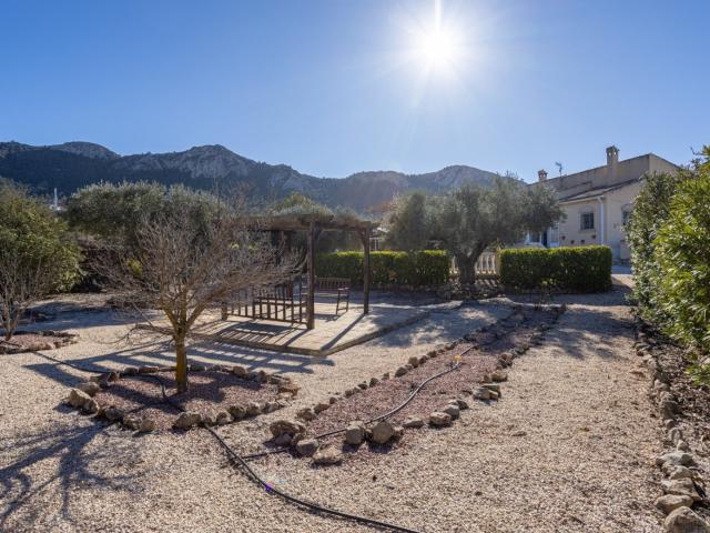 Charming 3 Bedroom Country House with Pool in La Zarza – Nat. 222m² La Zarza
