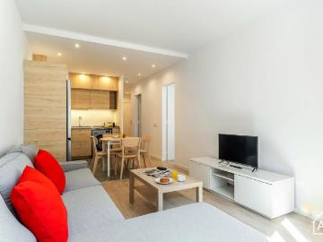 Charming 3 Bedroom Apartment in Horta Guinardó