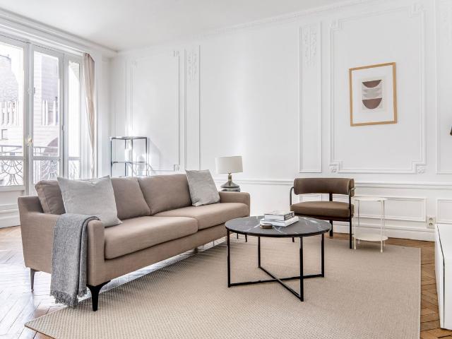 Charming 3 Bedroom Apartment in Paris, Paris Amsterdam Apartments for Rent