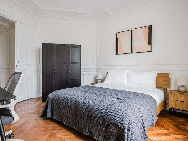 Charming 3 Bedroom Apartment in Paris, Paris Amsterdam Apartments for Rent