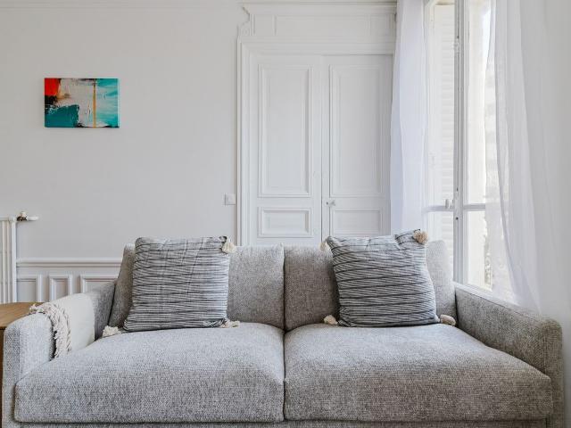 Charming 3 Bedroom Apartment in Paris, Paris Amsterdam Apartments for Rent