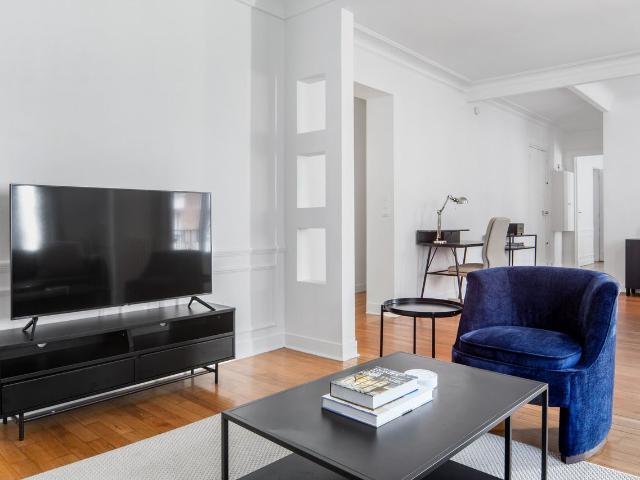 Charming 3 Bedroom Apartment in Paris, Paris Amsterdam Apartments for Rent